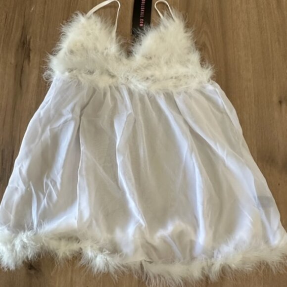 NWOT DOLLS KILL Fembot Babe Costume Austin Powers- Size XL - Picture 4 of 9